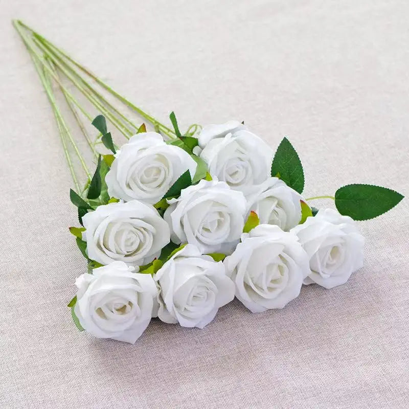 Künstlicher Roter Rosenzweig – Realistische Dekorative Rosen