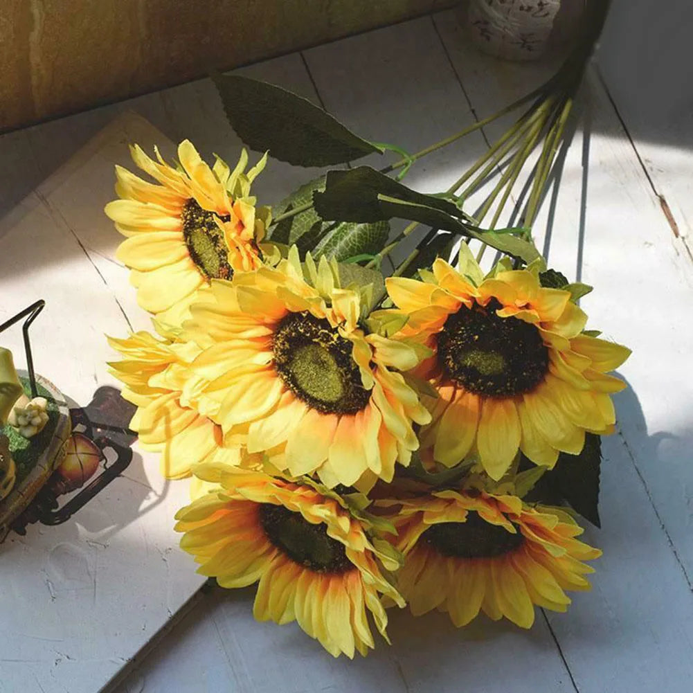 Künstlicher Sonnenblumenstrauß mit 7 Blütenköpfen – Realistische Dekoblumen für Zuhause Garten Hochzeit Café Geschäft & Partydekoration